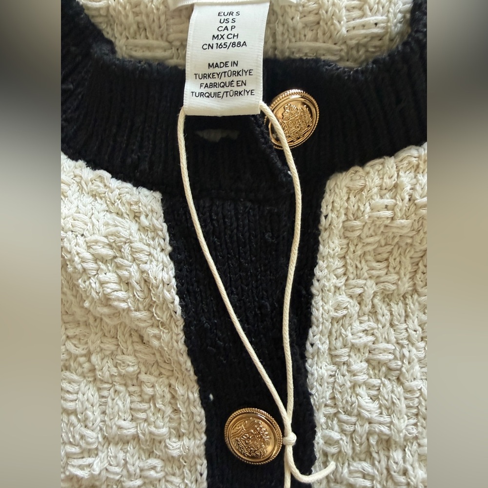 H&M Cream and Black Textured Knit Button-Up Cardigan - Picture 2 of 5